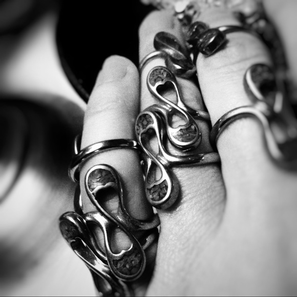 SOLD OUT! - Picture 4 of 5